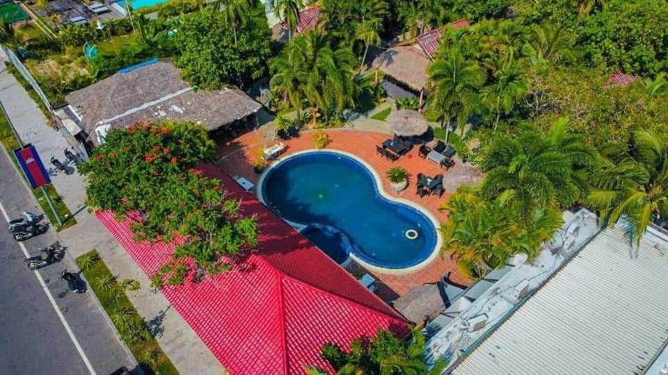 Mittali Beach Hotel Sihanoukville Dış mekan fotoğraf